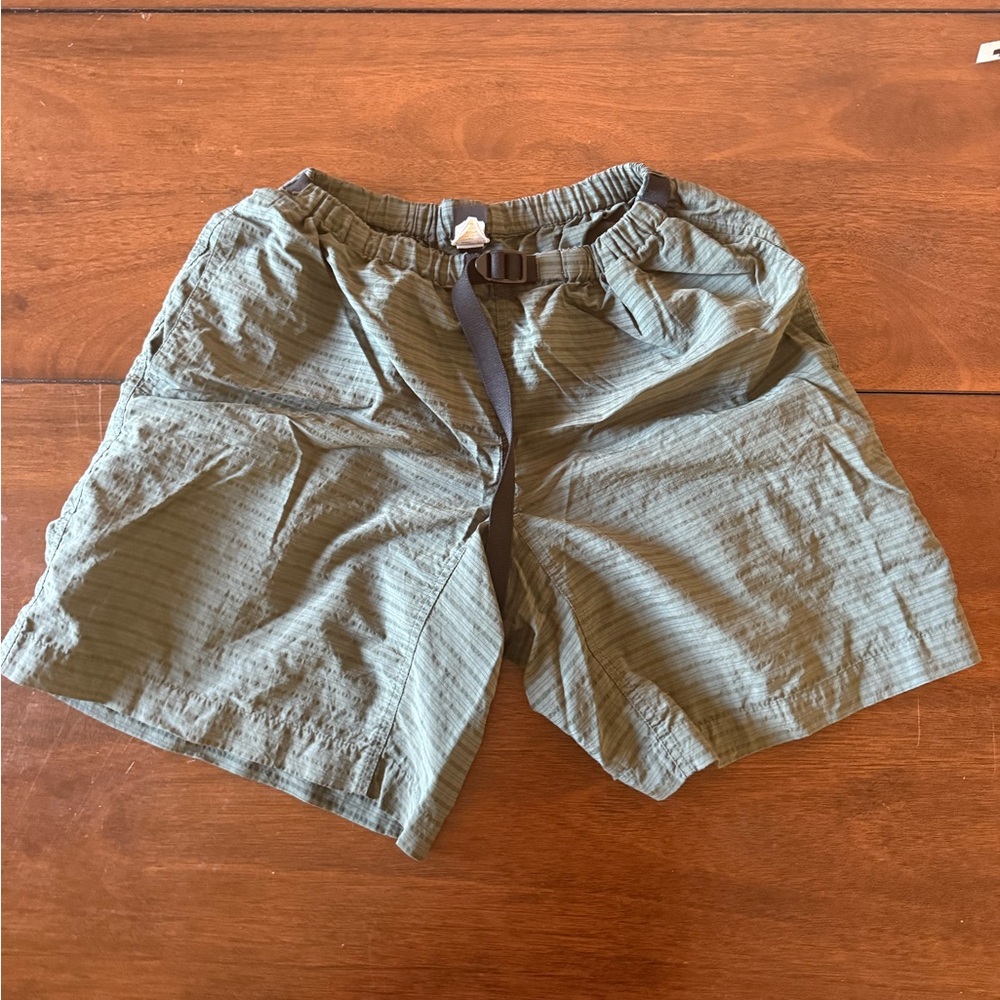 Patagonia Men's Forest Green hiking Shorts